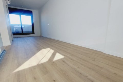 Huoneisto vuokrattavana San Sebastian de los Reyes, Madrid, Espanja, 1 makuuhuone, 42 m2 No. 107494 - kuva 9