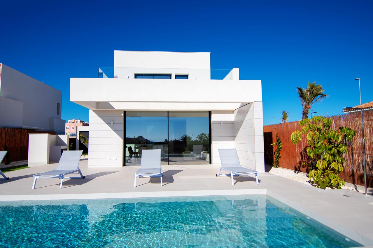 Hus i Los Montesinos, Alicante, Spanien 3 sovrum, 108 kvm. Nr. 102566