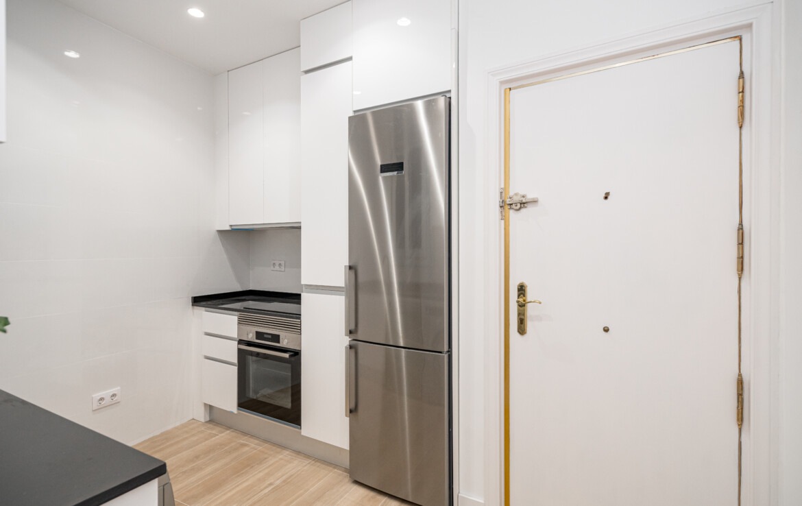 Apartment à Madrid, Espagne 2 chambres, 70 m2 No. 91365
