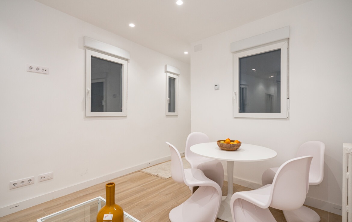 Apartment à Madrid, Espagne 2 chambres, 70 m2 No. 91365