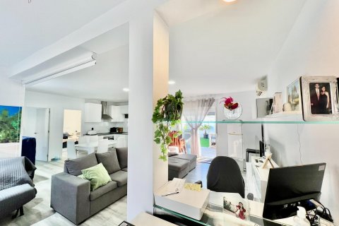 Dzīvoklis pārdošanā Torrevieja, Alicante, Spānijā 2 istabas, 236 m2 Nr. 109383 - attēls 19