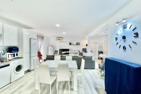 Dzīvoklis pārdošanā Torrevieja, Alicante, Spānijā 2 istabas, 236 m2 Nr. 109383 - attēls 26