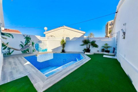 Dzīvoklis pārdošanā Torrevieja, Alicante, Spānijā 2 istabas, 236 m2 Nr. 109383 - attēls 16