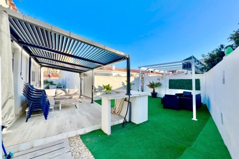 Dzīvoklis pārdošanā Torrevieja, Alicante, Spānijā 2 istabas, 236 m2 Nr. 109383 - attēls 8