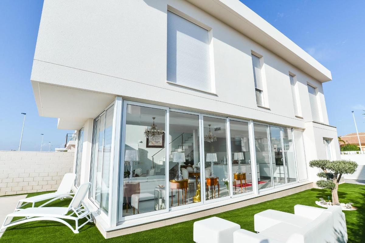 Huvila Gran Alacant, Alicante, Espanja 4 makuuhuonetta, 169 m2 No. 98209