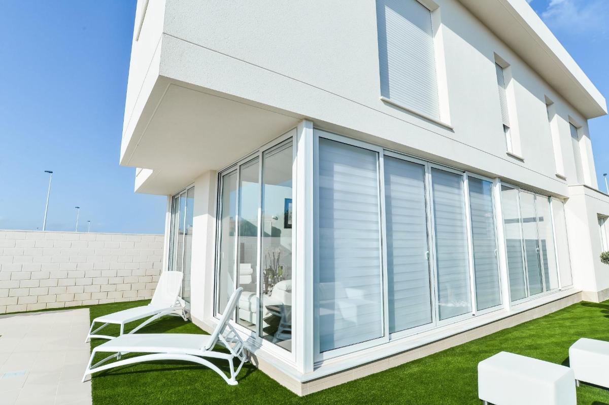 Huvila Gran Alacant, Alicante, Espanja 4 makuuhuonetta, 169 m2 No. 98209