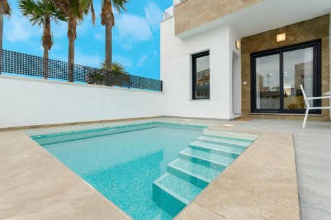 Villa zum Verkauf Torrevieja, Alicante, Spanien 3 Schlafzimmer, 105 m2 Nr. 98207 - Foto 2