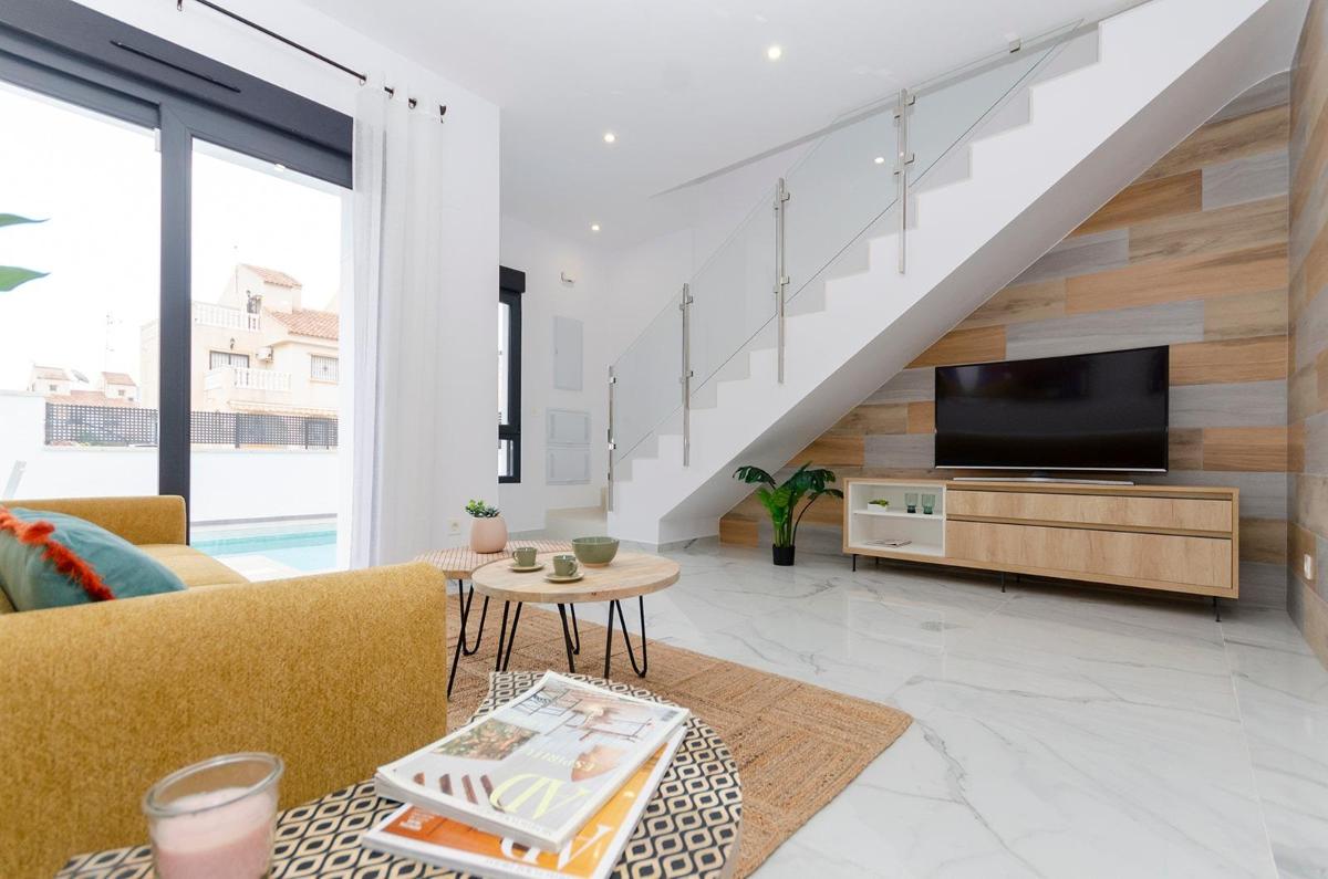 Villa i Torrevieja, Alicante, Spanien 3 sovrum, 105 kvm. Nr. 98207