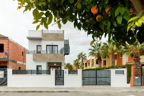 Villa zum Verkauf Torrevieja, Alicante, Spanien 3 Schlafzimmer, 105 m2 Nr. 98207 - Foto 8