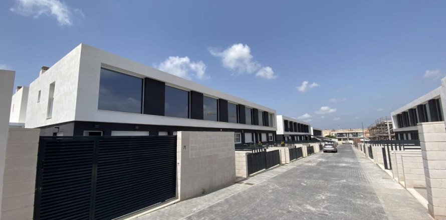 House in Gran Alacant, Alicante, Spanien 2 Schlafzimmer, 75 m2 Nr. 98210