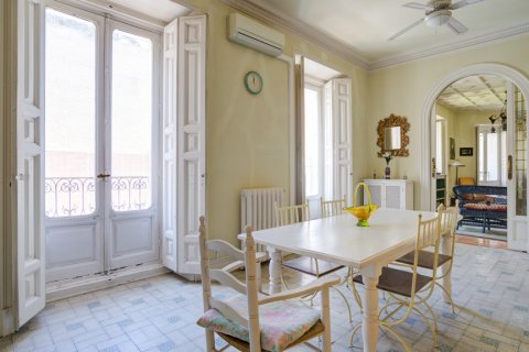 Apartment à vendre Madrid, Espagne, 4 chambres, 268 m2 No. 107733 - photo 11