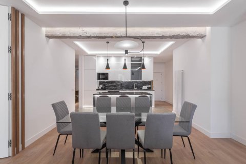 Apartamento en venta Madrid, España 3 dormitorios, 120 m2 No. 87141 - foto 6