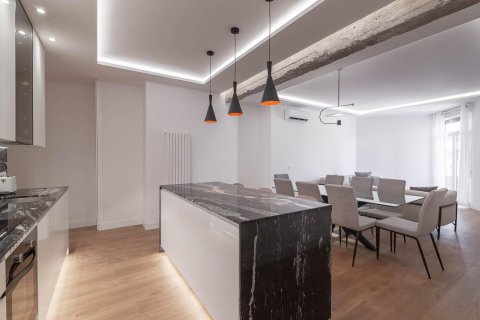 Apartamento en venta Madrid, España 3 dormitorios, 120 m2 No. 87141 - foto 10
