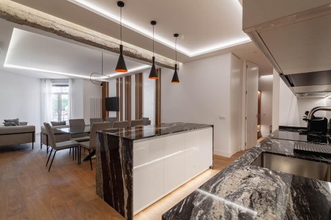 Apartamento en venta Madrid, España 3 dormitorios, 120 m2 No. 87141 - foto 1