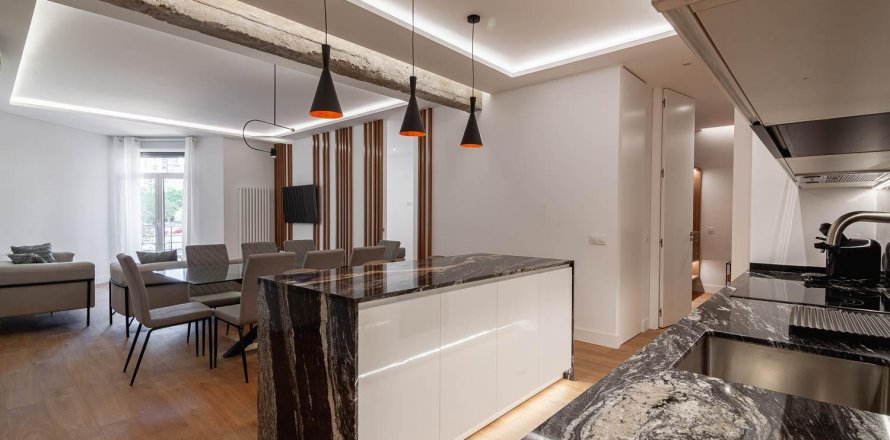Apartamento Madrid, España 3 dormitorios, 120 m2 No. 87141