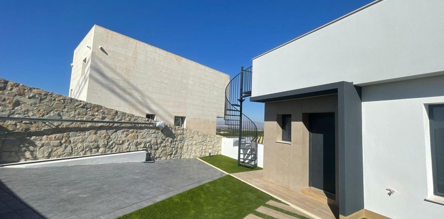 Villa Algorfa, Alicante, Spain 3 bedrooms, 198 sq.m. No. 113202