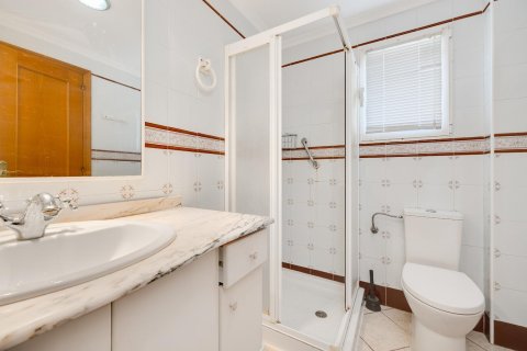 Apartment for sale Torrevieja, Alicante, Spain 3 bedrooms, 126 sq.m. No. 113196 - photo 9