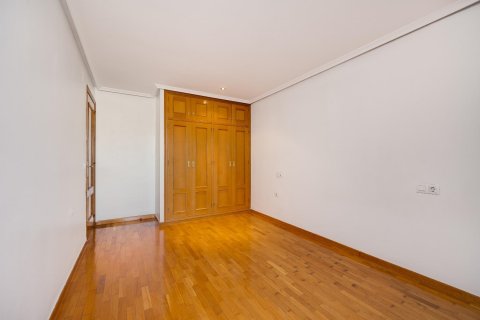Apartment for sale Torrevieja, Alicante, Spain 3 bedrooms, 126 sq.m. No. 113196 - photo 14
