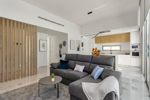Huvila myytävänä Los Balcones, Alicante, Espanja, 3 makuuhuonetta,  No. 115875 - kuva 21