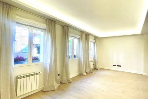 Wohnung zum Verkauf Madrid, Spanien 3 Schlafzimmer, 146 m2 Nr. 89291 - Foto 7