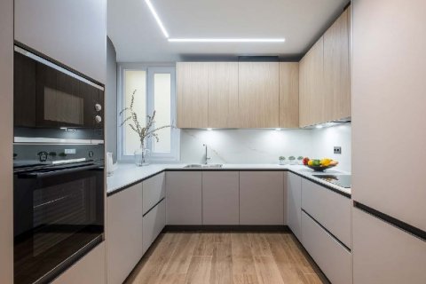 Apartment for sale Madrid, Spain 2 bedrooms, 131 sq.m. No. 89290 - photo 8