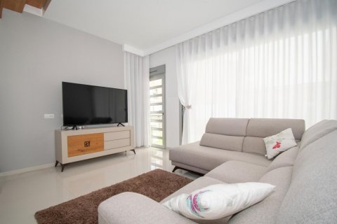 Villa zum Verkauf Mil Palmeras, Alicante, Spanien 3 Schlafzimmer, 120 m2 Nr. 119198 - Foto 7