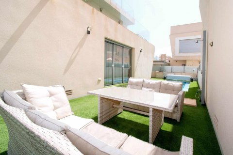 Villa zum Verkauf Mil Palmeras, Alicante, Spanien 3 Schlafzimmer, 120 m2 Nr. 119198 - Foto 17