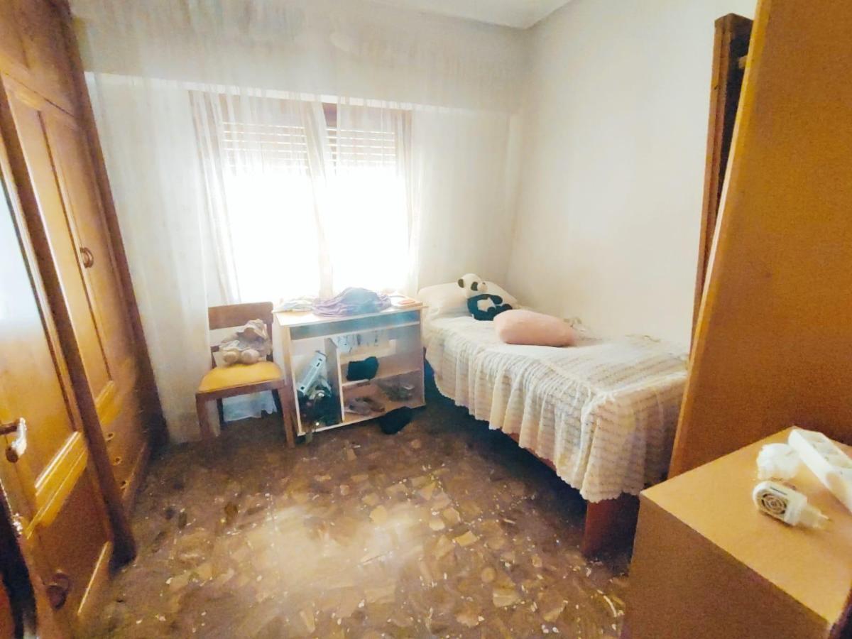 Villa a La Marina, Alicante, Spagna 6 camere da letto, 442 mq. N° 100354