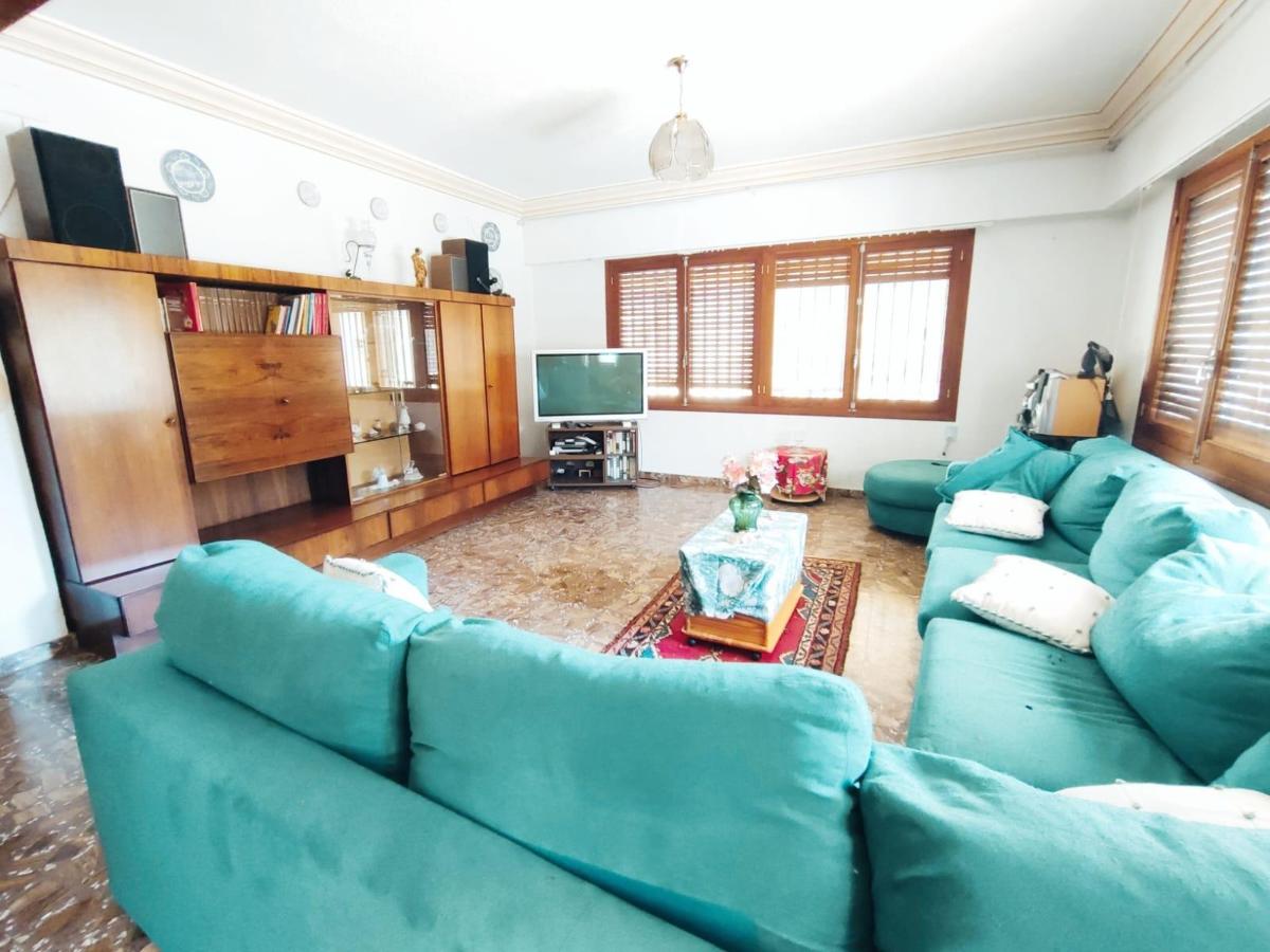 Villa a La Marina, Alicante, Spagna 6 camere da letto, 442 mq. N° 100354