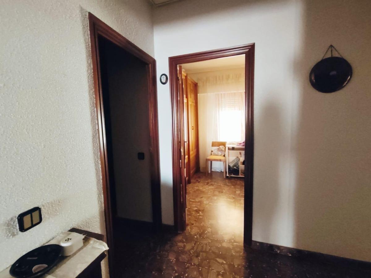 Villa a La Marina, Alicante, Spagna 6 camere da letto, 442 mq. N° 100354