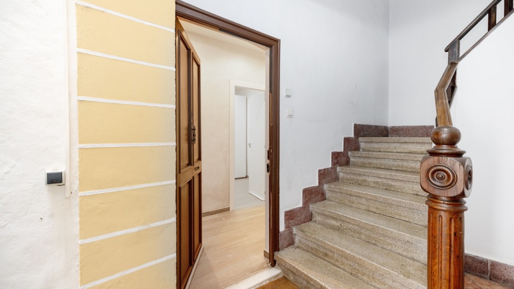 Apartamento en El Puerto de Santa María, Cádiz, España 1 dormitorio, 78 m2 No. 108276