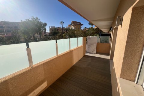 Apartment for sale Torrevieja, Alicante, Spain 2 bedrooms, 96 sq.m. No. 115714 - photo 3