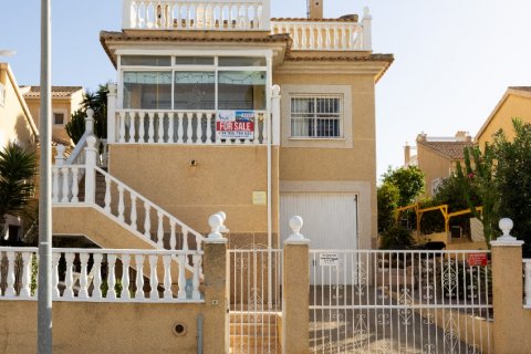 Huvila myytävänä Torrevieja, Alicante, Espanja, 3 makuuhuonetta, 78 m2 No. 115718 - kuva 1
