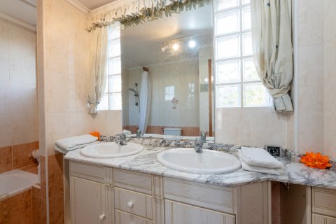Huvila myytävänä Torrevieja, Alicante, Espanja, 3 makuuhuonetta, 78 m2 No. 115718 - kuva 24