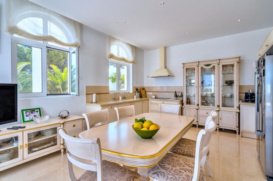Villa i L'Albir, Alicante, Spanien 5 sovrum, 745 kvm. Nr. 95527