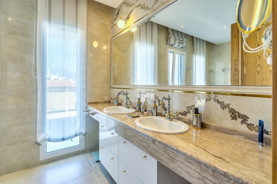 Villa i L'Albir, Alicante, Spanien 5 sovrum, 745 kvm. Nr. 95527