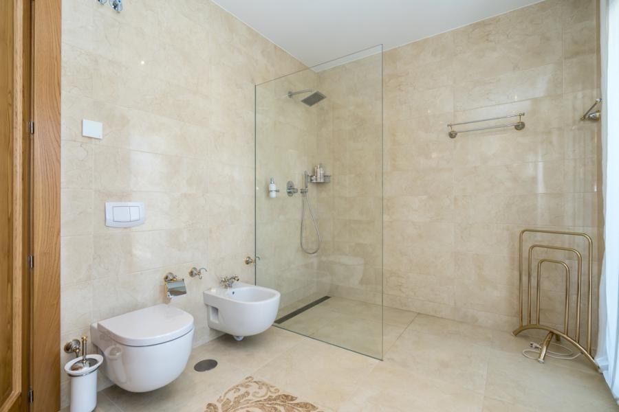Villa i L'Albir, Alicante, Spanien 5 sovrum, 745 kvm. Nr. 95527