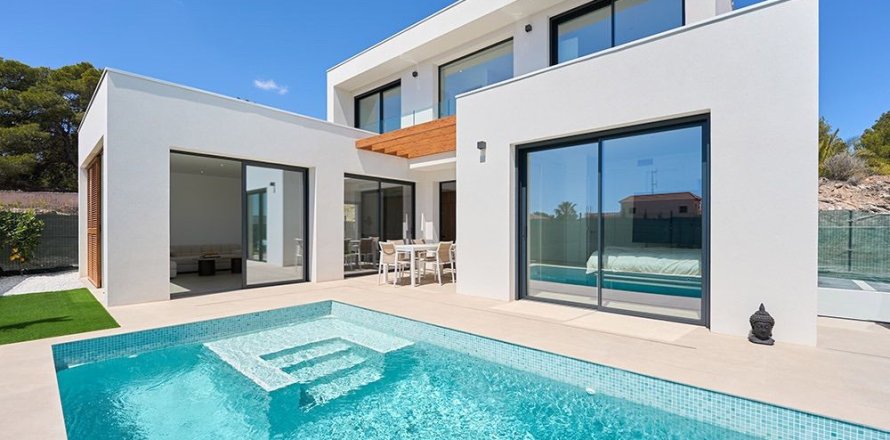 Hus i Alicante, Spanien 3 sovrum, 227 kvm. Nr. 95529