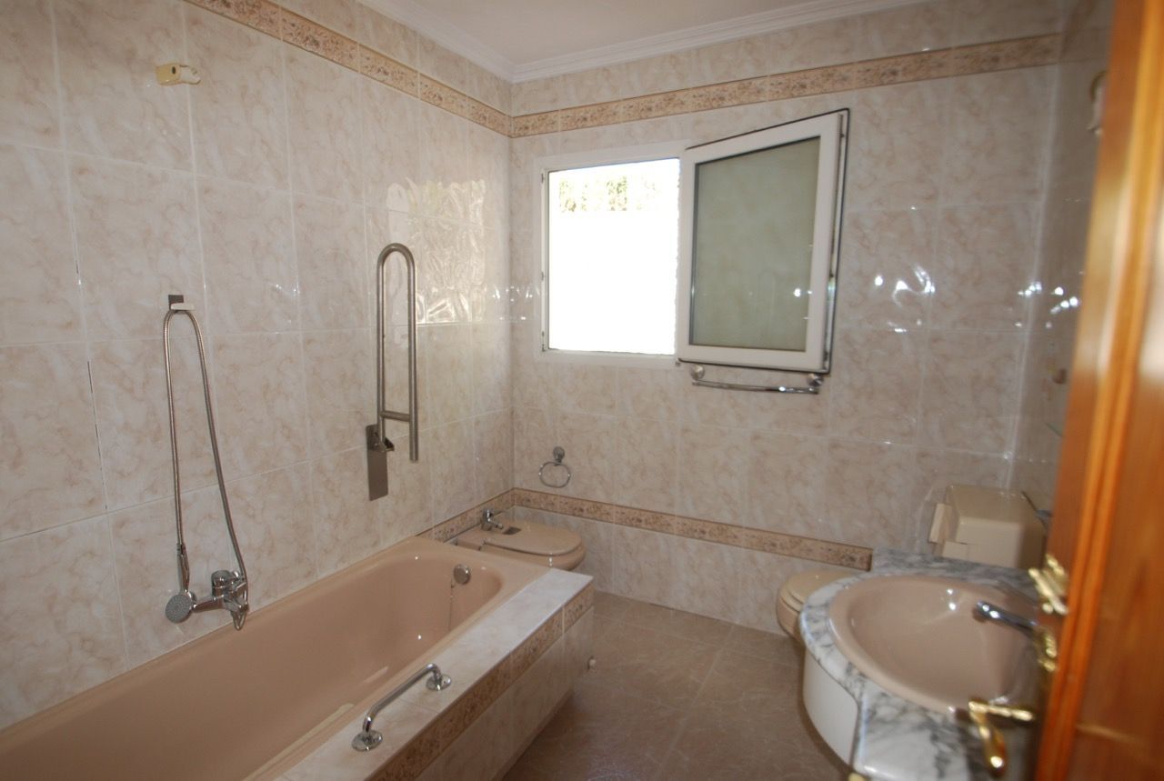 Māja Alicante, Spānijā 5 istabas, 370 m2 Nr. 95532