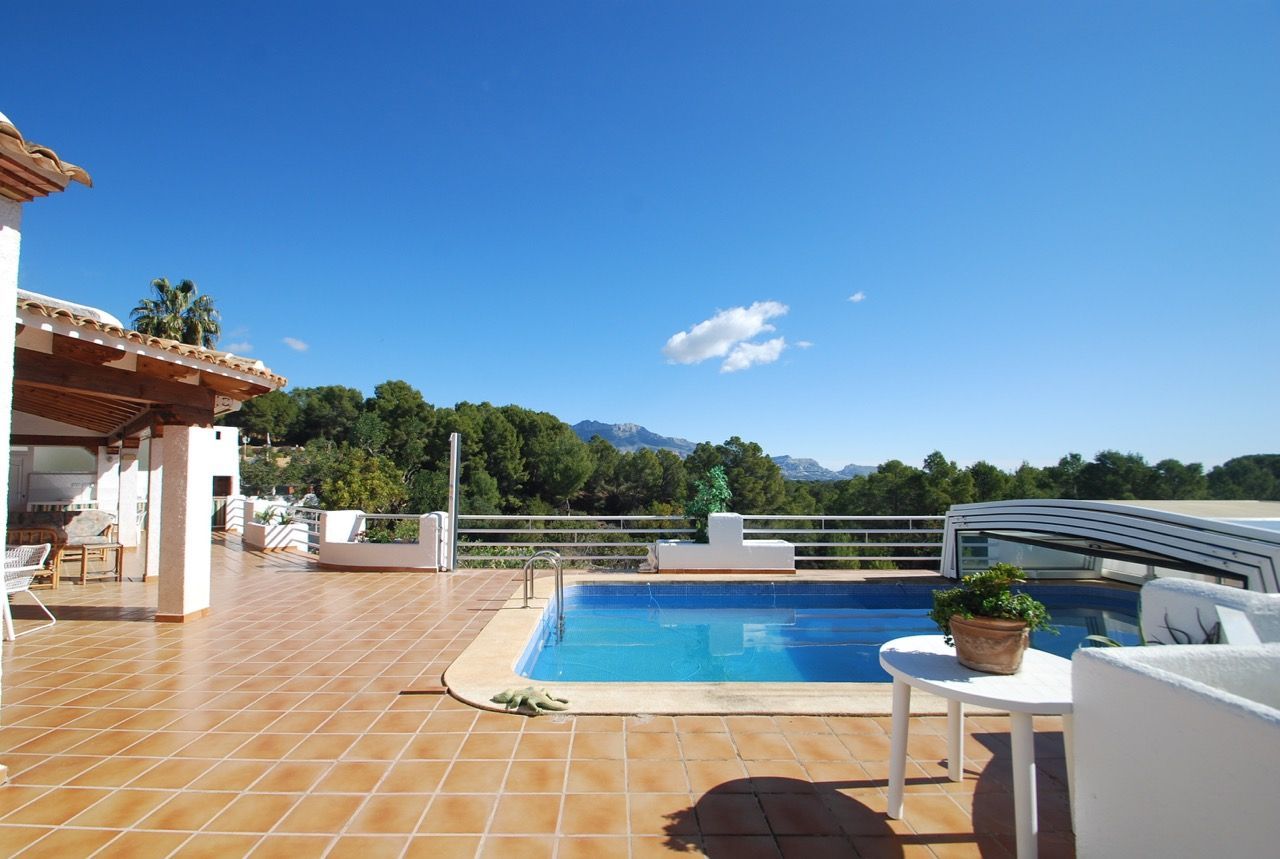 Māja Alicante, Spānijā 5 istabas, 370 m2 Nr. 95532