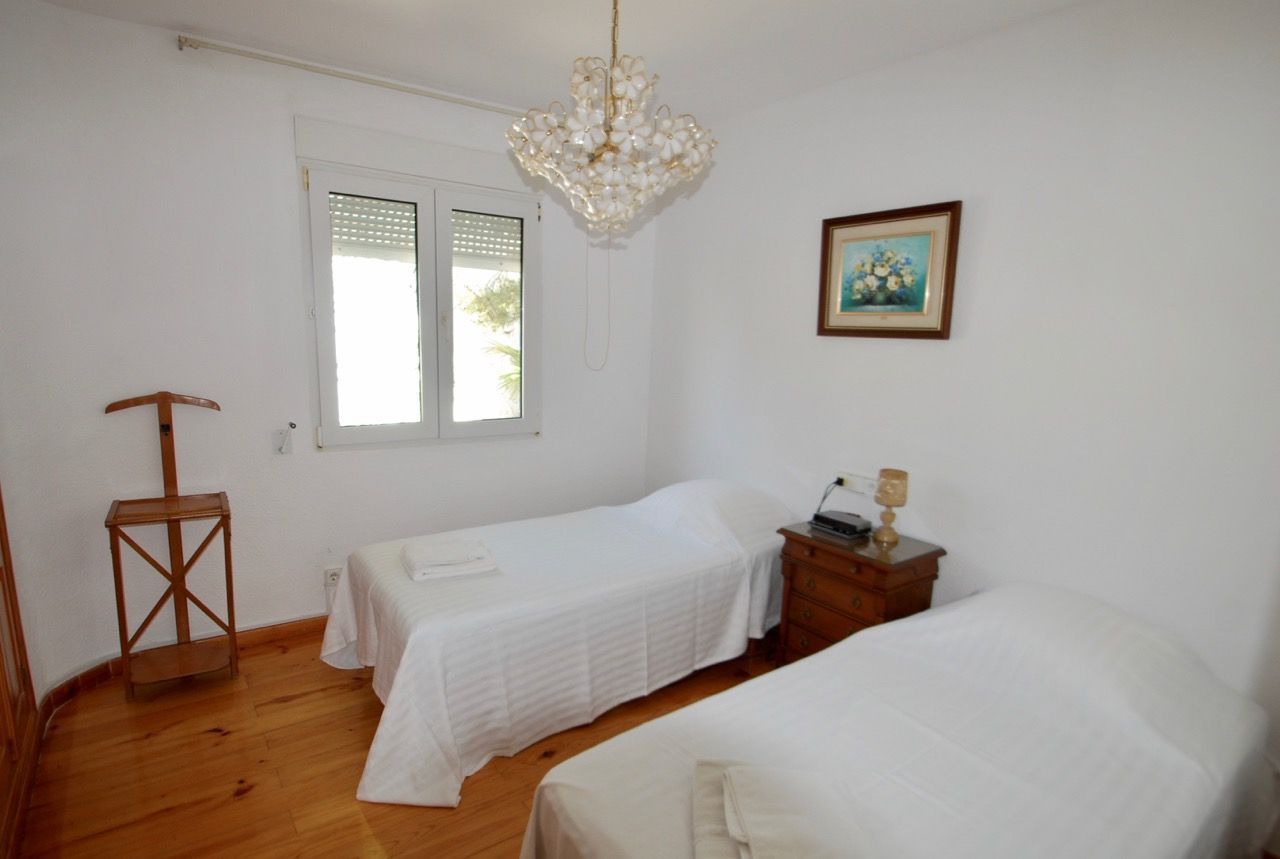Māja Alicante, Spānijā 5 istabas, 370 m2 Nr. 95532