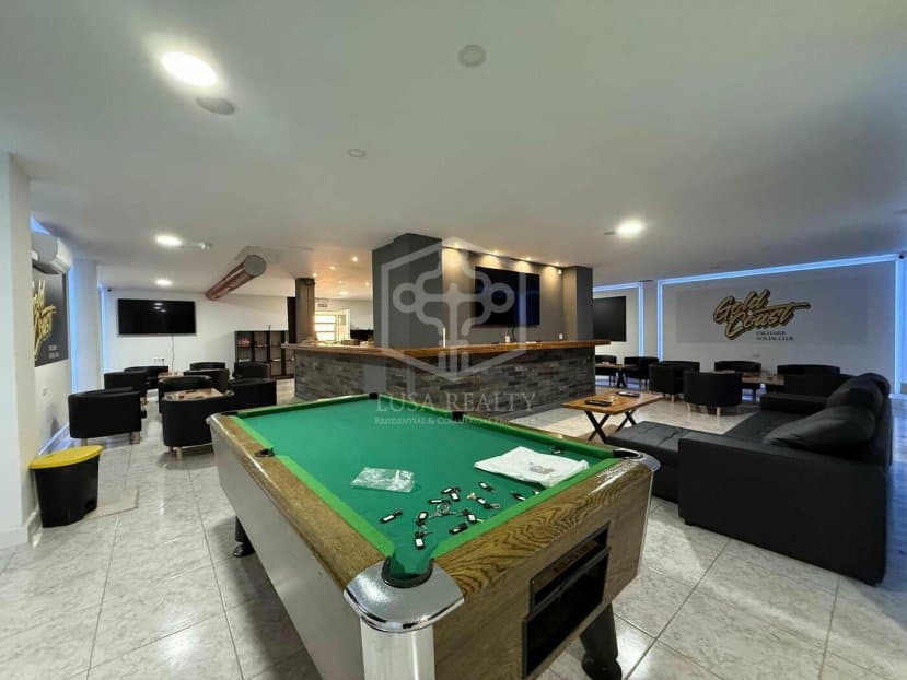 Commercial property in Adeje, Tenerife, Spain 201 sq.m. No. 117445