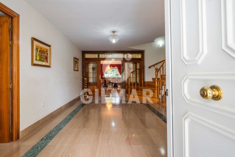 Villa till salu Ciudalcampo, Madrid, Spanien 8 sovrum, 1.25 kvm. Nr. 95221 - foto 16