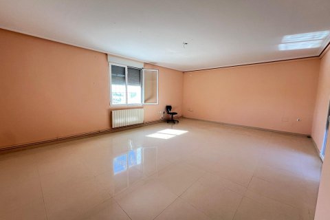 Huvila myytävänä Torrevieja, Alicante, Espanja, 6 makuuhuonetta, 579 m2 No. 115169 - kuva 24