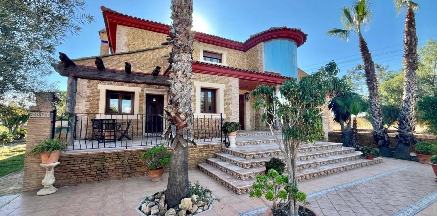 Villa Rojales, Alicante, Spanien 4 Schlafzimmer, 450 m2 Nr. 115171
