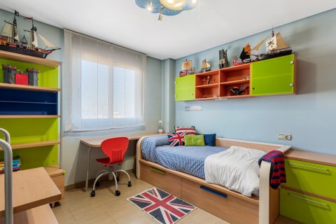 Paritalo myytävänä Guardamar del Segura, Alicante, Espanja, 4 makuuhuonetta, 344 m2 No. 119052 - kuva 25