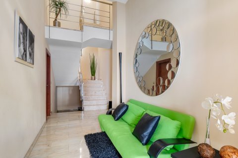 Paritalo myytävänä Guardamar del Segura, Alicante, Espanja, 4 makuuhuonetta, 344 m2 No. 119052 - kuva 12