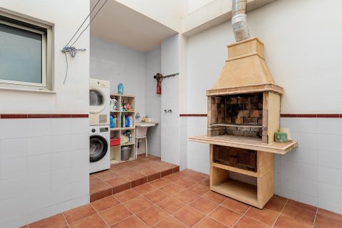 Paritalo myytävänä Guardamar del Segura, Alicante, Espanja, 4 makuuhuonetta, 344 m2 No. 119052 - kuva 10