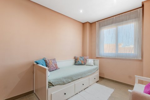 Paritalo myytävänä Guardamar del Segura, Alicante, Espanja, 4 makuuhuonetta, 344 m2 No. 119052 - kuva 22