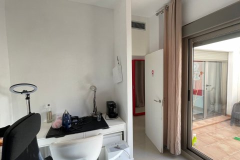 Bliźniak Punta Prima, Alicante, Hiszpania 3 sypialnie, 146 mkw. nr 119050 – zdjęcie 17